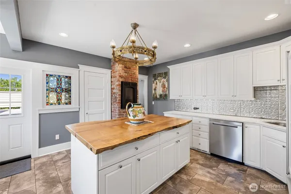 $1,595,000 | 4410 North 45th Street, Tacoma, WA 98407