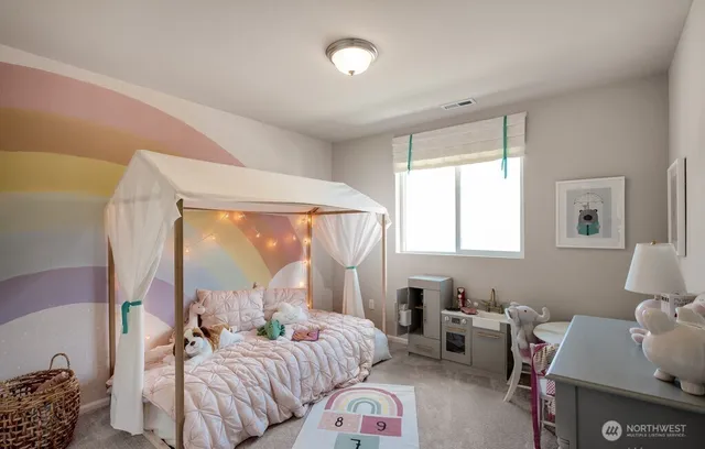 $3,200 | 18722 106th Ave Court East, Puyallup, WA 98374