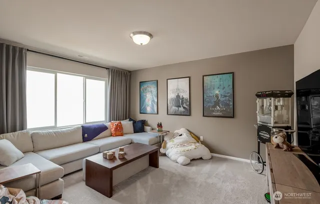 $3,200 | 18722 106th Ave Court East, Puyallup, WA 98374