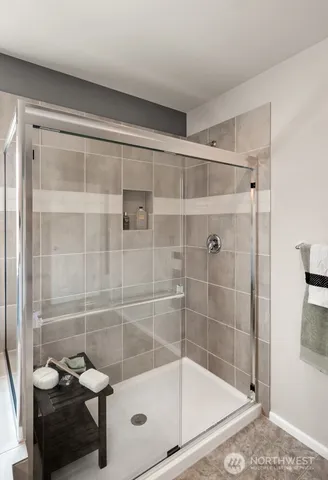 $3,200 | 18722 106th Ave Court East, Puyallup, WA 98374