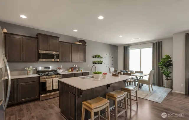 $3,200 | 18722 106th Ave Court East, Puyallup, WA 98374