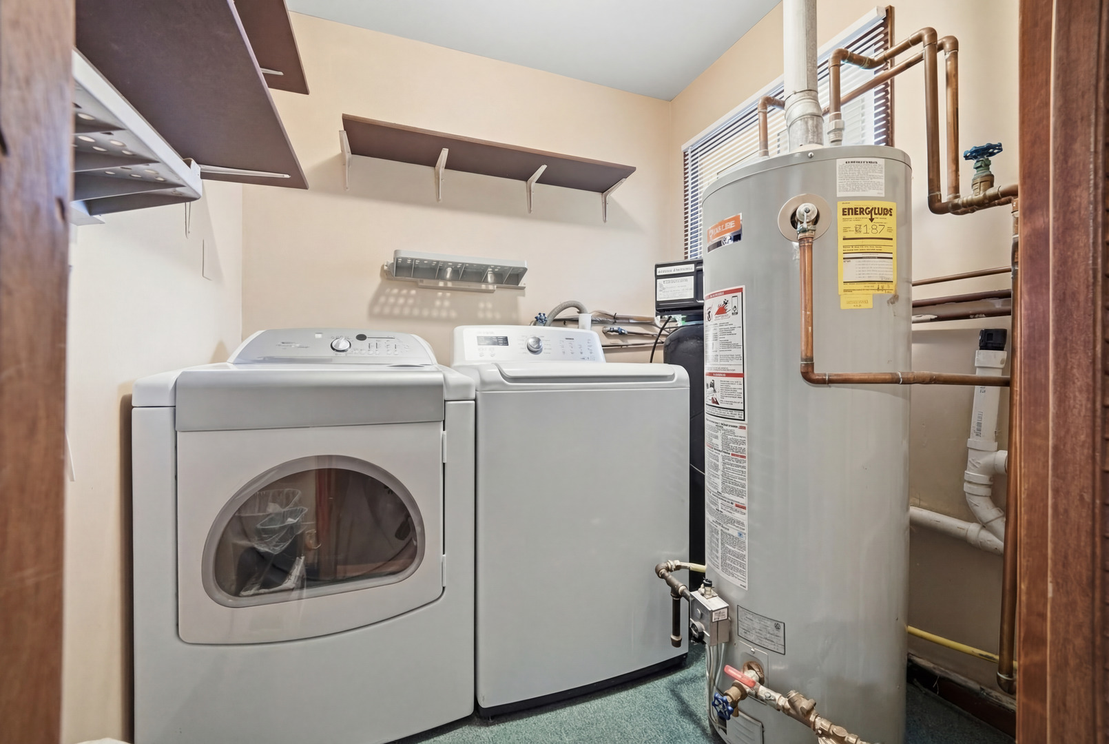 28007 Brickville Road Sycamore, IL 60178 - Photo 22 of 39 a utility room with dryer and washer