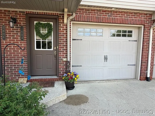$224,900 | 1604 Pinecroft Lane, Howell, MI 48855