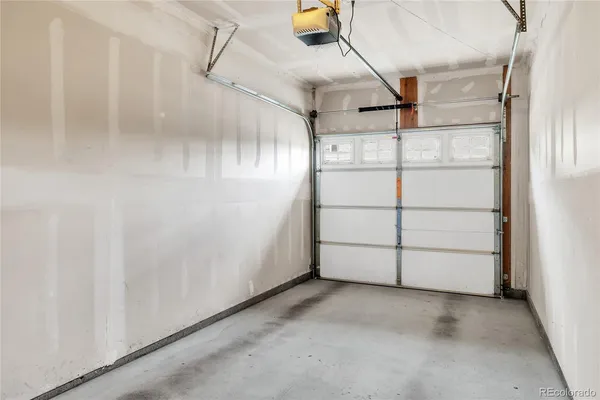 a view of a garage