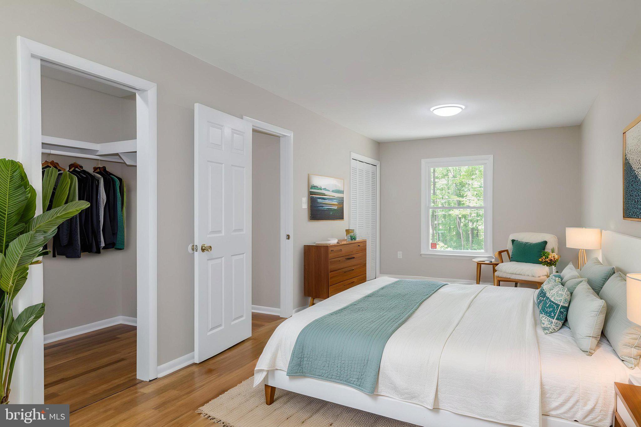 13593 Bethel Road Manassas, VA 20112 - Photo 28 of 54 VS spacious primary suite with attached full bath