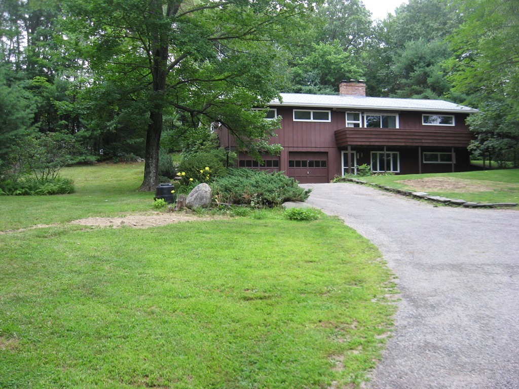 133 Flat Hills Road Amherst, MA 01002 - Photo 2 of 30