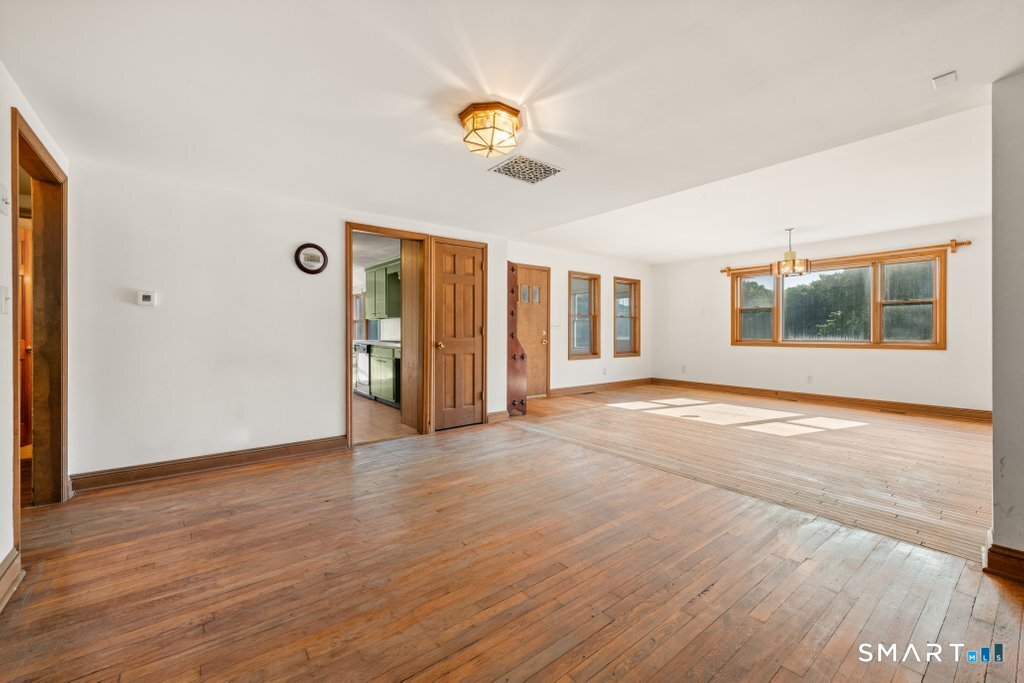 30 Old Middle Road Brookfield, CT 06804 - Photo 17 of 35 Gallery Image 17