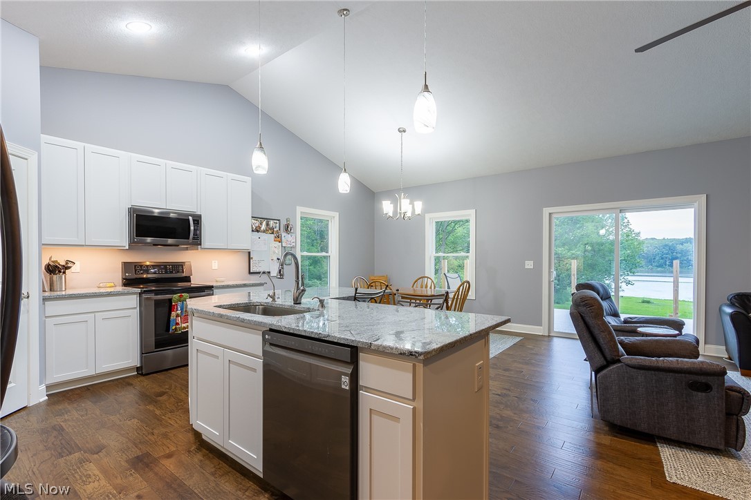 396 Stroup Road Atwater, OH 44201 - Photo 4 of 35 Gallery Image 4