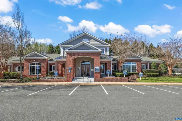 $219,900 | 140 Yellowstone Drive, Unit 303, Charlottesville, VA 22903