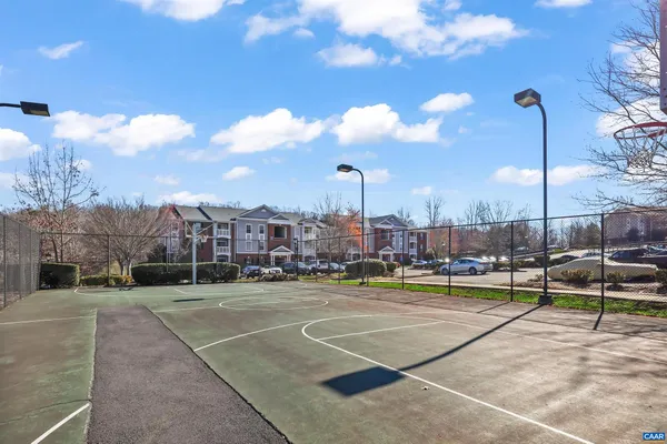 $219,900 | 140 Yellowstone Drive, Unit 303, Charlottesville, VA 22903