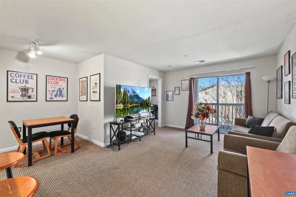 $219,900 | 140 Yellowstone Drive, Unit 303, Charlottesville, VA 22903