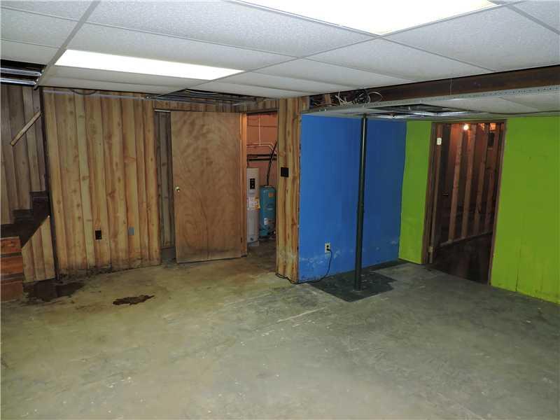 122 Rider Road Chicora, PA 16025 - Photo 13 of 21 Basement/Game Room.