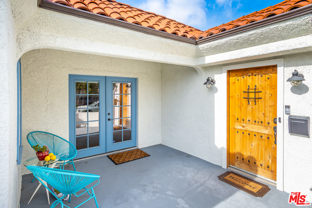 3017 Wellington Road Los Angeles, CA 90016 - Photo 2 of 24