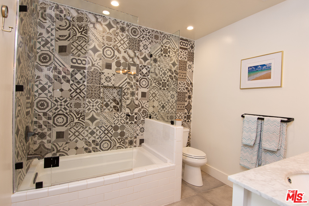 3017 Wellington Road Los Angeles, CA 90016 - Photo 15 of 24