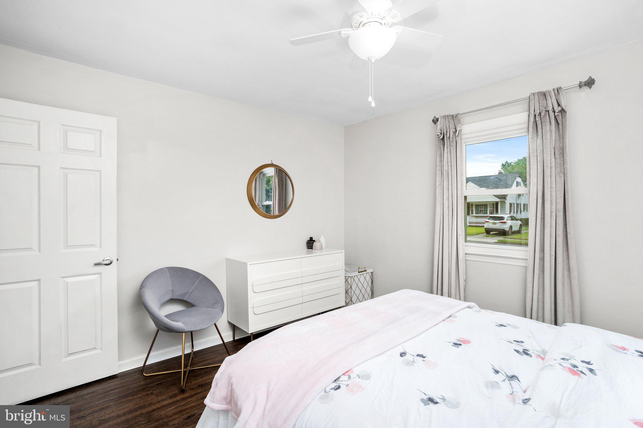 272 Clamer Road Trenton, NJ 08628 - Photo 11 of 21 Master Bedroom