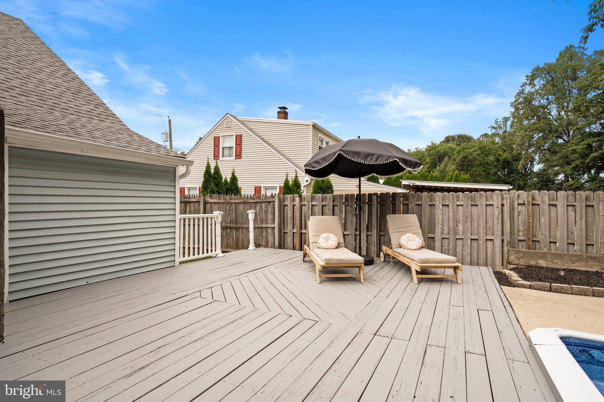 272 Clamer Road Trenton, NJ 08628 - Photo 17 of 21 Exterior/Deck