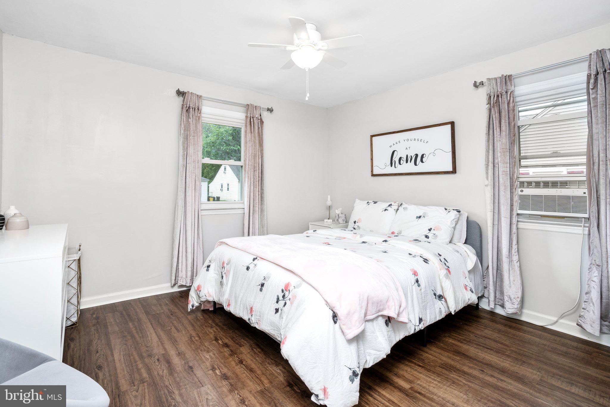 272 Clamer Road Trenton, NJ 08628 - Photo 10 of 21 Master Bedroom
