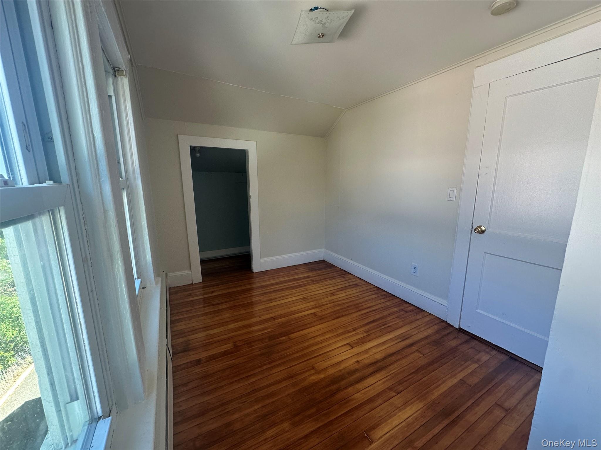 45 Landing Road Glen Cove, NY 11542 - Photo 12 of 13