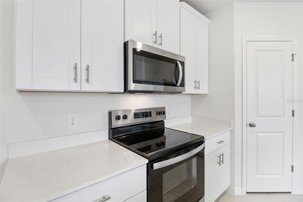 690 Muhly Way Lady Lake, FL 32159 - Photo 13 of 28