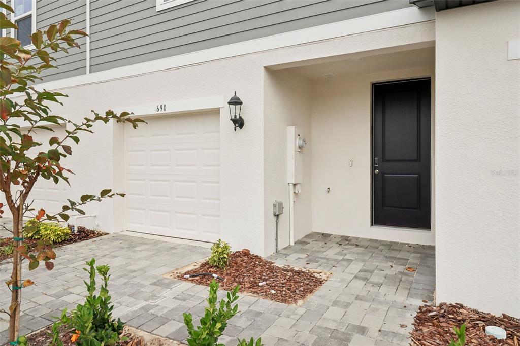 690 Muhly Way Lady Lake, FL 32159 - Photo 4 of 28