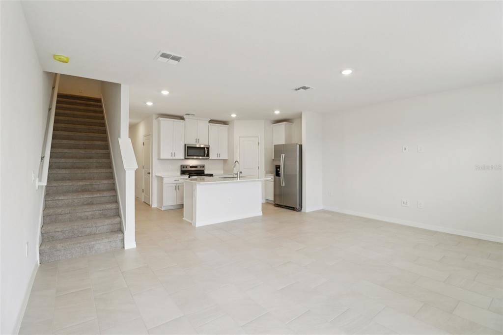 690 Muhly Way Lady Lake, FL 32159 - Photo 8 of 28