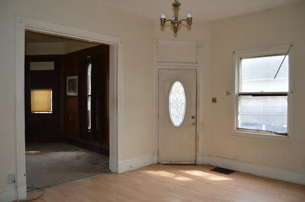 $50,000 | 916 West Front Street, Bloomington, IL 61701