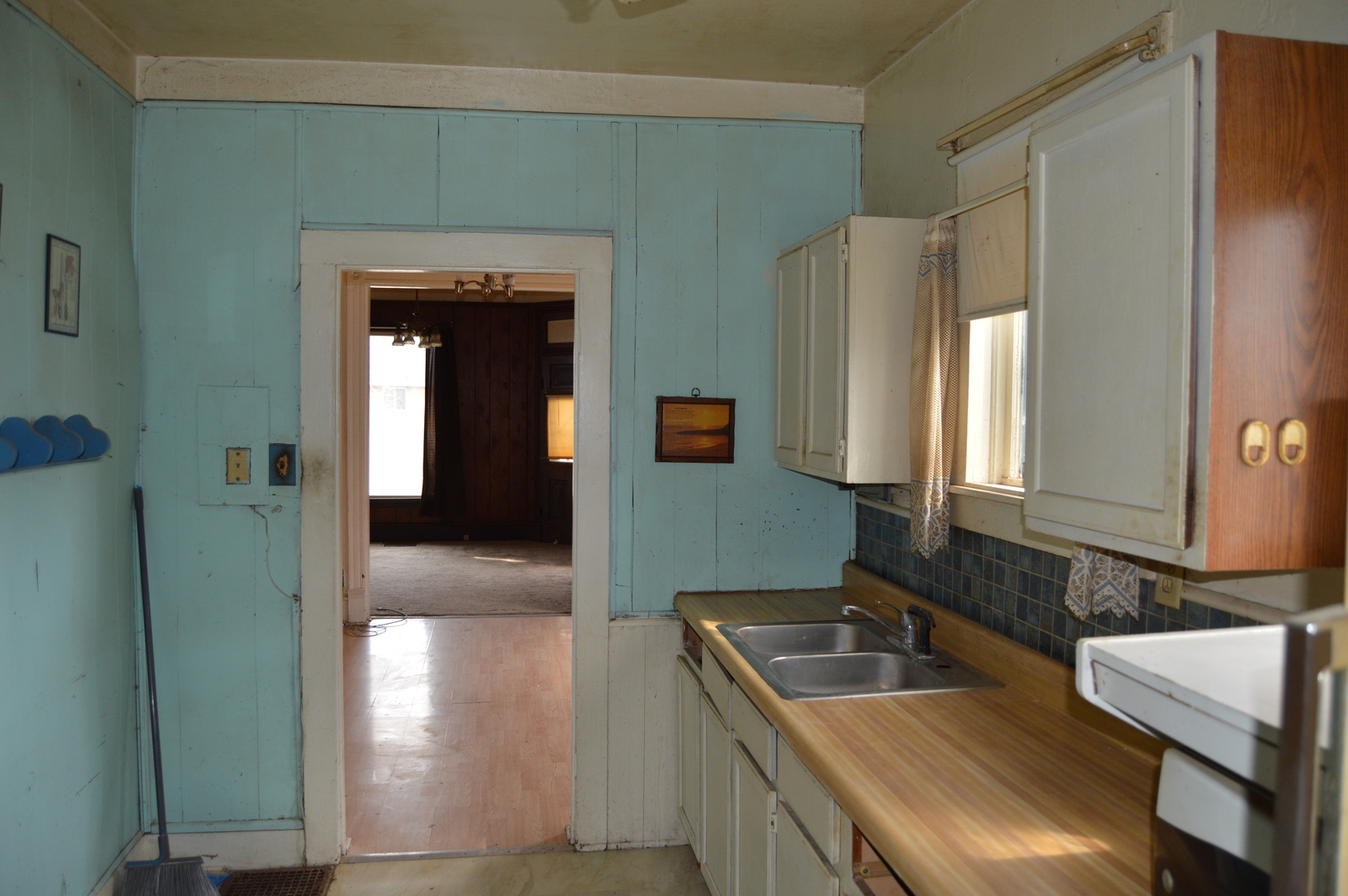 916 West Front Street Bloomington, IL 61701 - Photo 7 of 11