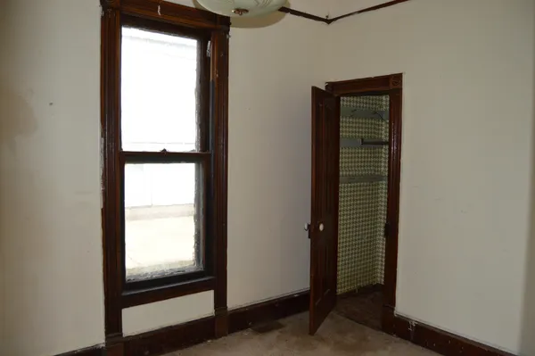 $50,000 | 916 West Front Street, Bloomington, IL 61701