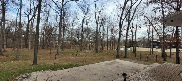 $399,000 | 19 Wildwood Drive, Mount Vernon, IL 62864