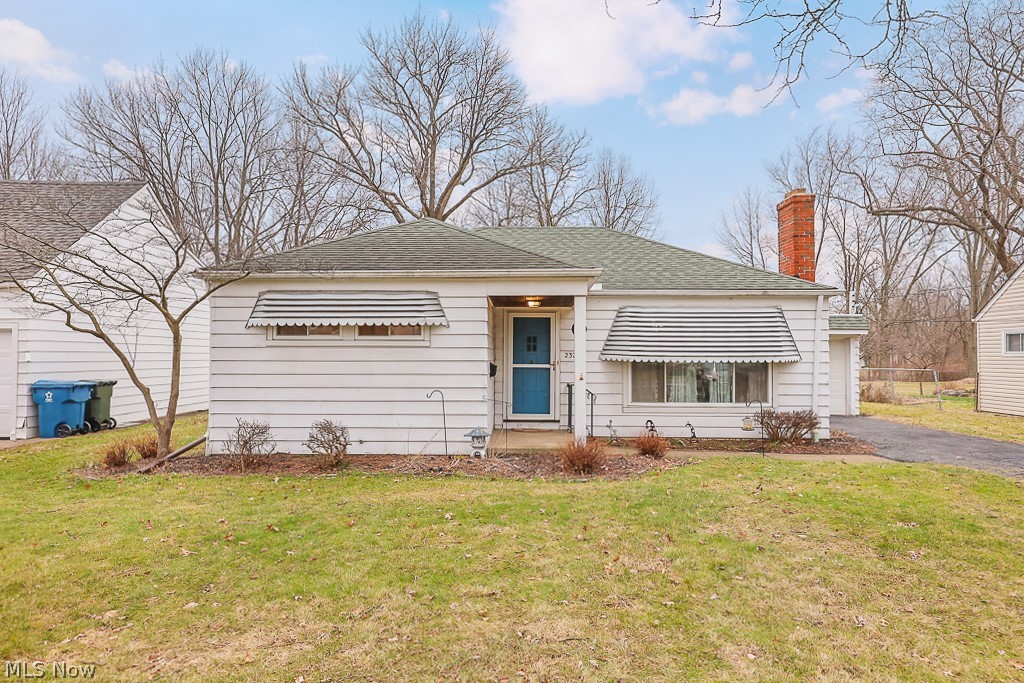 23720 Gessner Road North Olmsted, OH 44070 - Photo 1 of 23