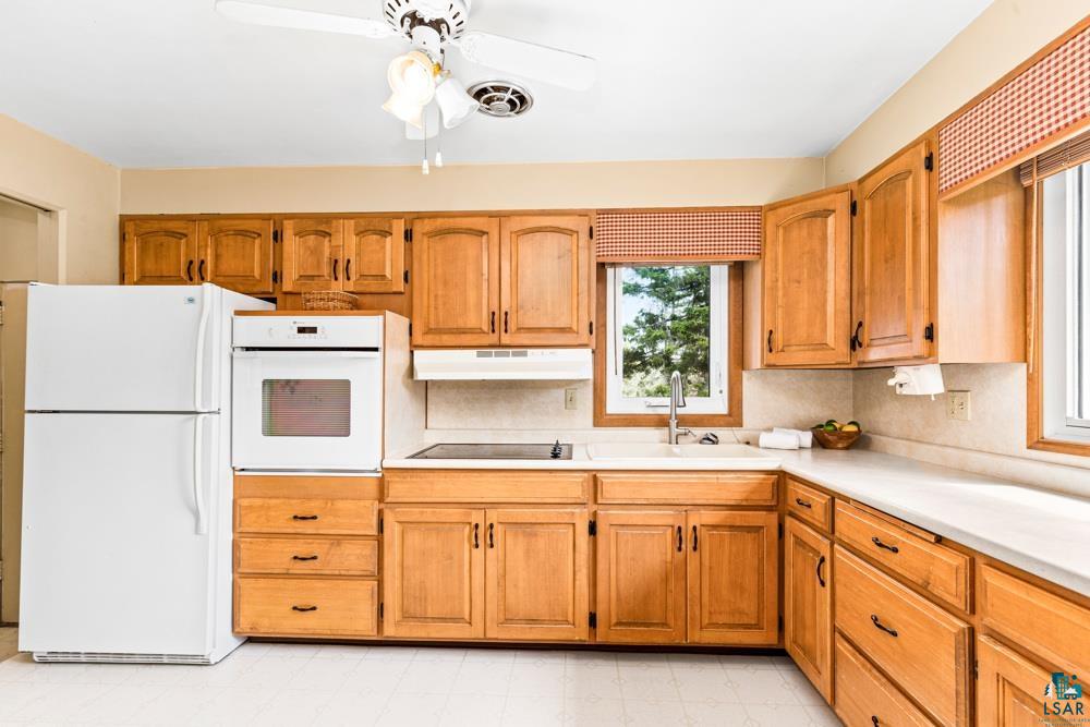 2344 Hutchinson Road Duluth, MN 55811 - Photo 9 of 34 Gallery Image 9