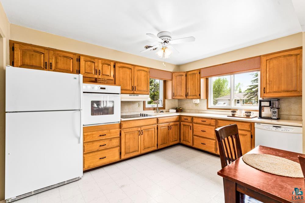 2344 Hutchinson Road Duluth, MN 55811 - Photo 10 of 34 Gallery Image 10