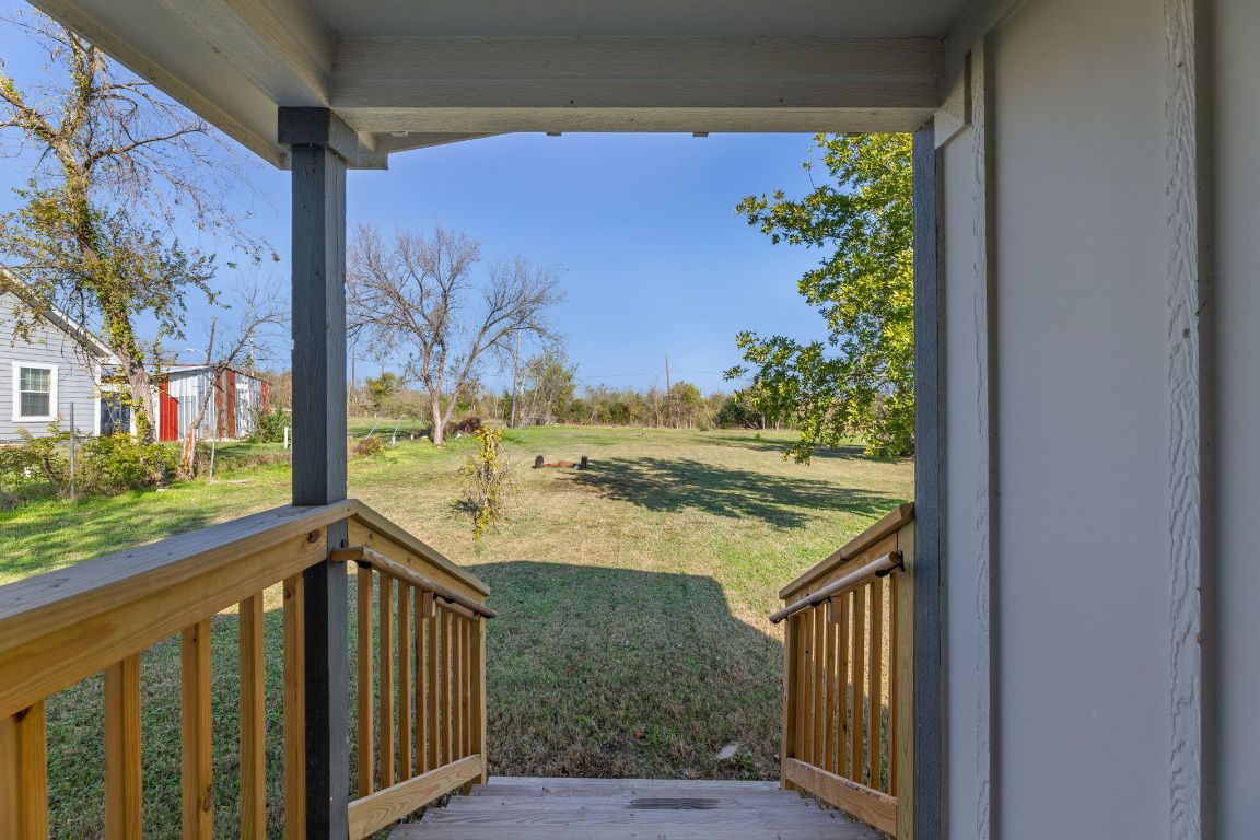 603 East 3rd Street Taylor, TX 76574 - Photo 24 of 30 a view of a porch
