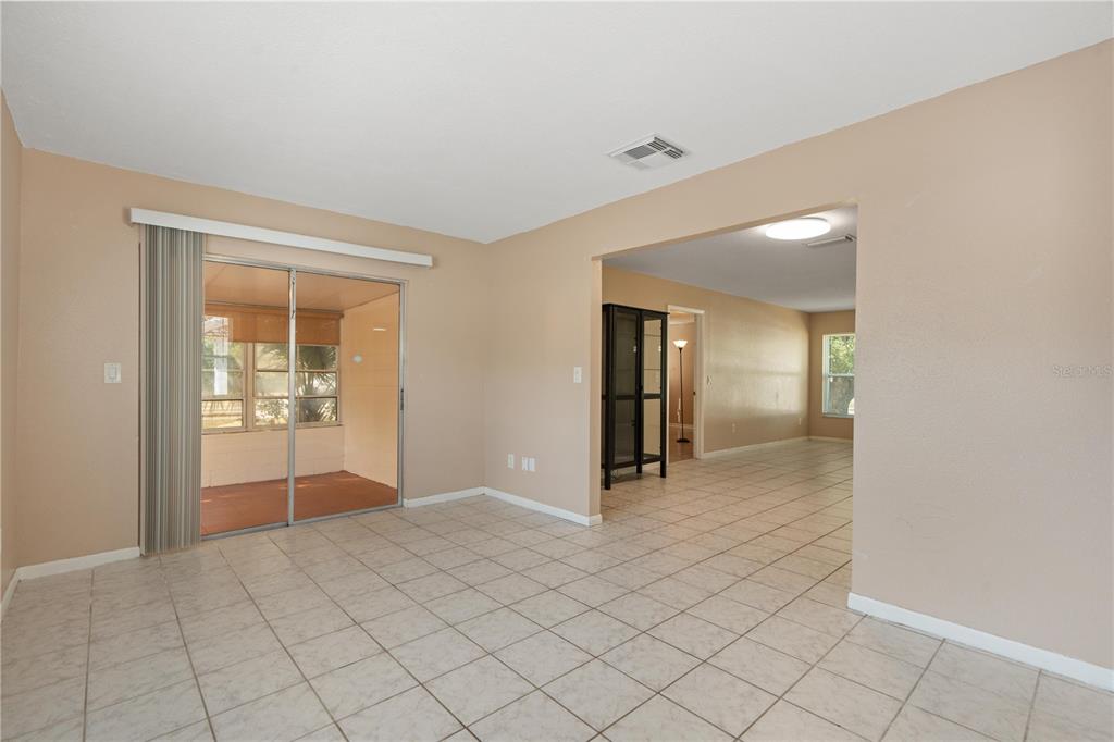 4008 Windswept Avenue Spring Hill, FL 34606 - Photo 15 of 32 a view of an empty room and window