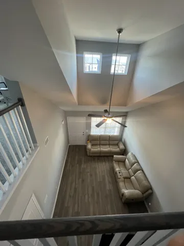 a view of entryway and hall