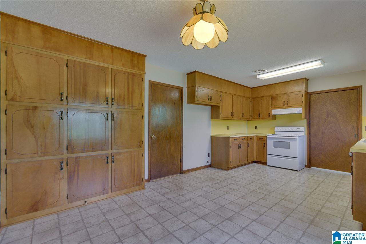 756 County Road 372 Clanton, AL 35045 - Photo 14 of 41