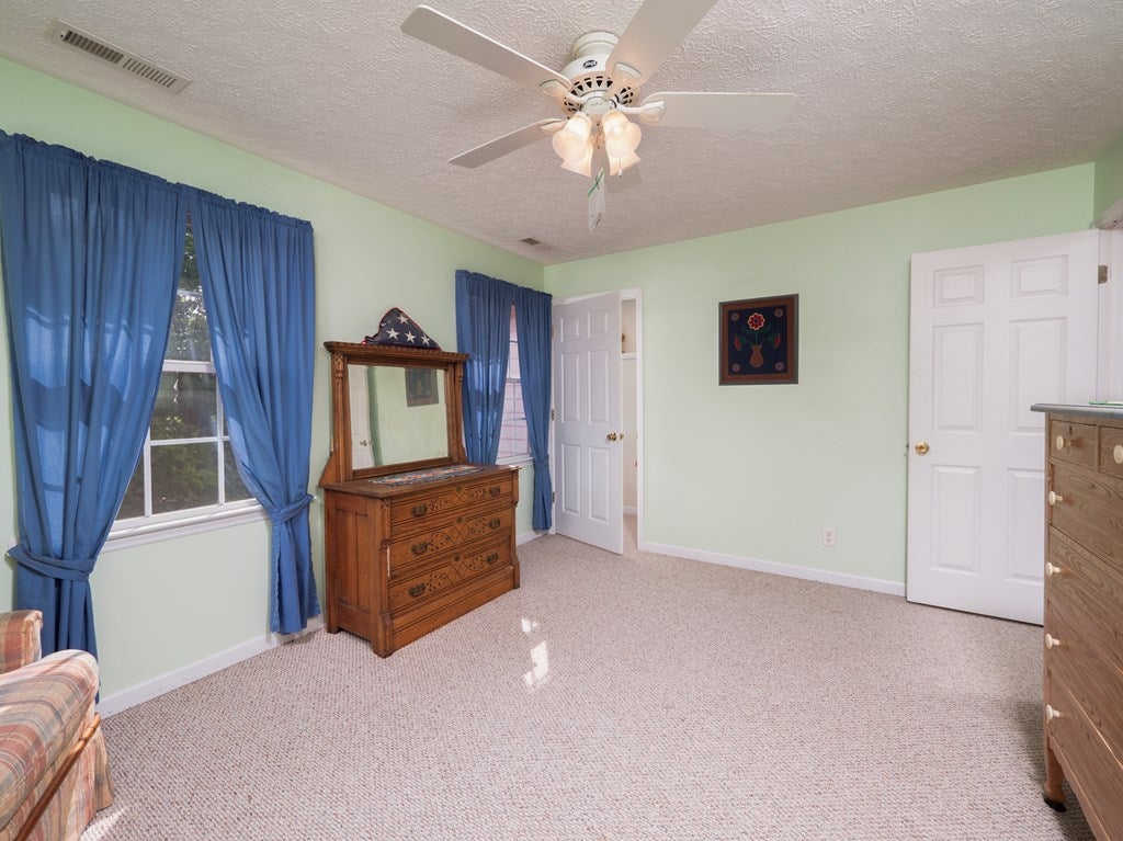 1761 Conners Valley Road Draper, VA 24324 - Photo 16 of 41 Gallery Image 16