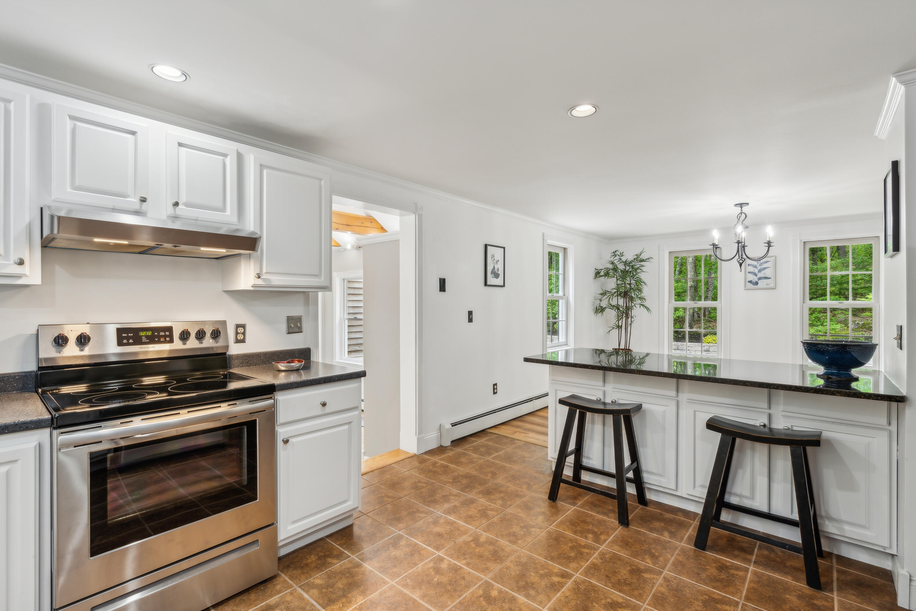 10 Inland Farm Road Windham, ME 04062 - Photo 11 of 58 Kitchen
