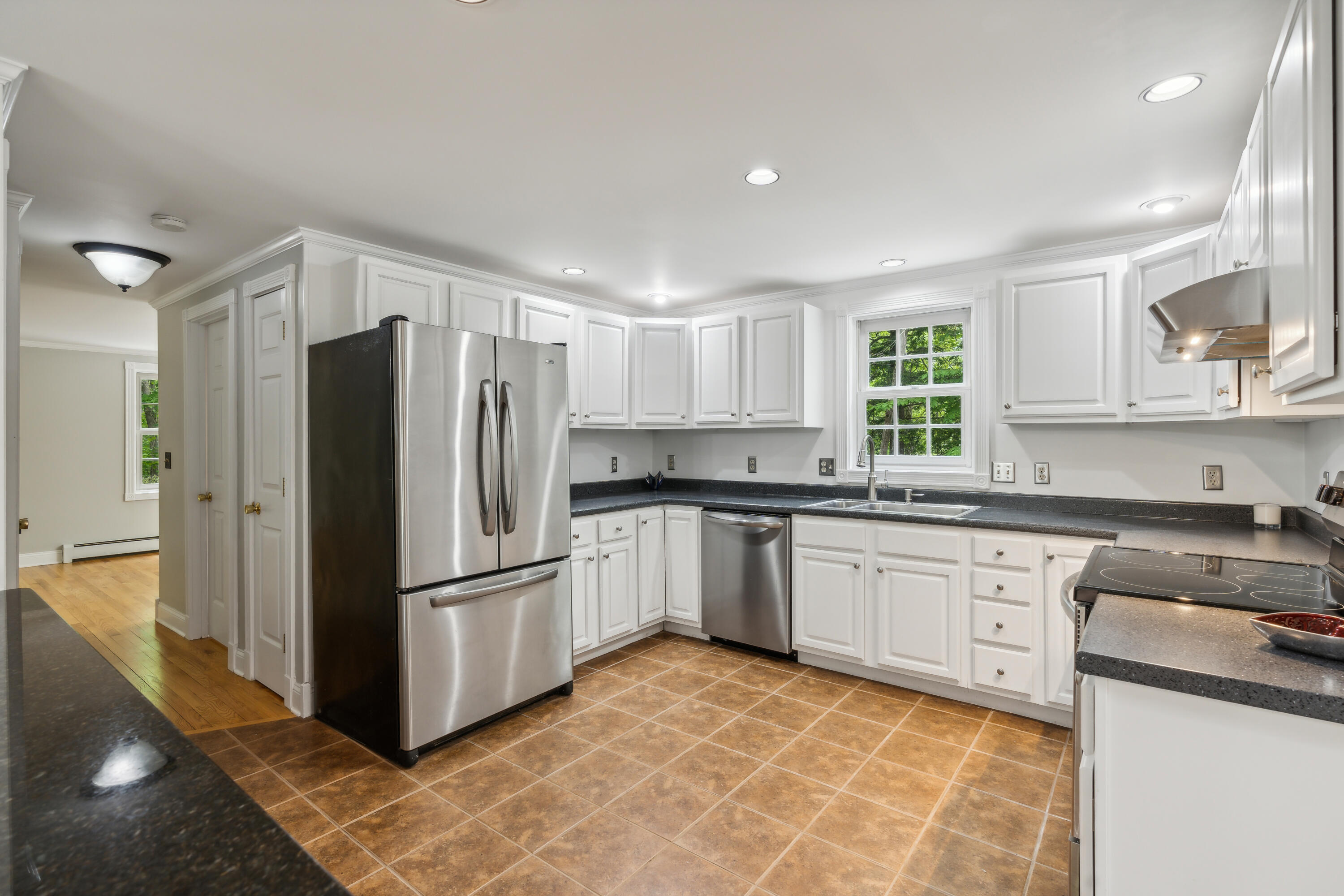 10 Inland Farm Road Windham, ME 04062 - Photo 10 of 58 Kitchen