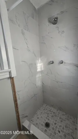 $1,650 | 11 St Peters Place, Unit 1, Keansburg, NJ 07734