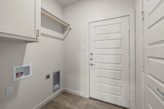 $1,450 | 1115 North 7th Street, Wolfforth, TX 79382