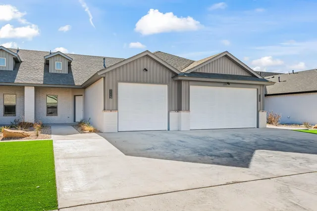 $1,450 | 1115 North 7th Street, Wolfforth, TX 79382