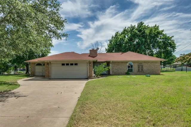 $530,000 | 501 Panama Court, Granbury, TX 76048