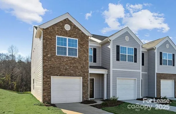 $1,600 | 8435 Jane Drive, Unit MAYWOOD, Terrell, NC 28682