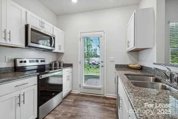 $1,600 | 8435 Jane Drive, Unit MAYWOOD, Terrell, NC 28682