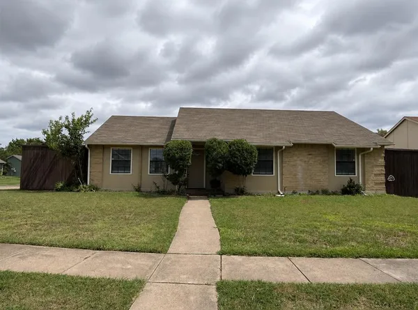 $2,100 | 515 English Oak Street, Allen, TX 75002