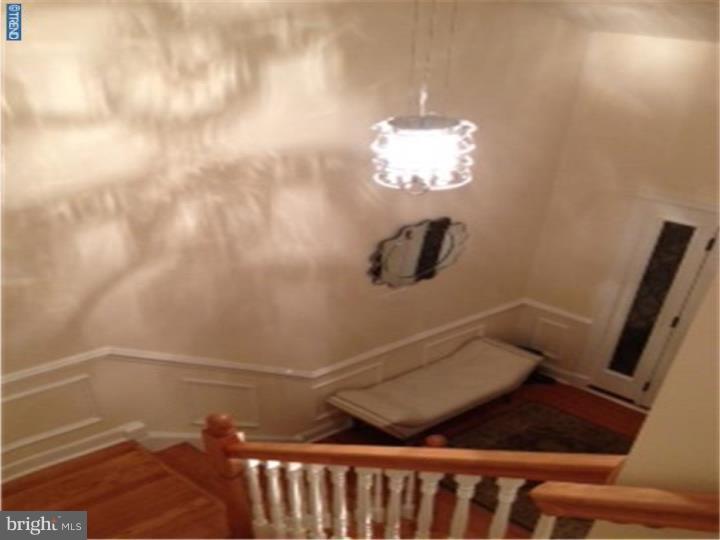 101 Cardinal Road Edgewater Park, NJ 08010 - Photo 4 of 15
