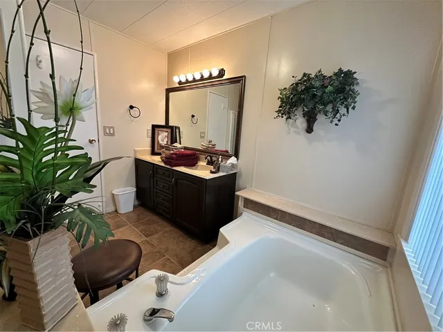 $89,000 | 2230 Lake Park Drive, Unit 128, San Jacinto, CA 92583