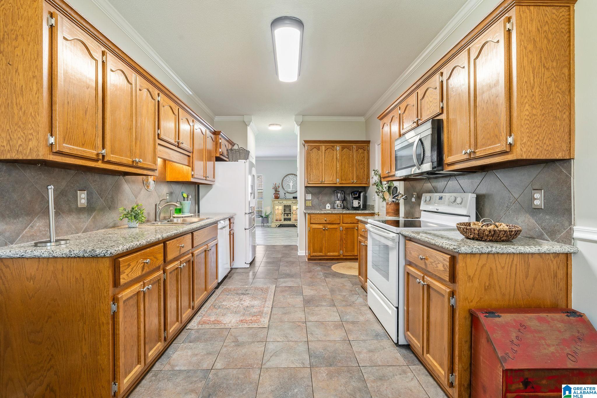 5405 J R Drive Birmingham, AL 35235 - Photo 12 of 28