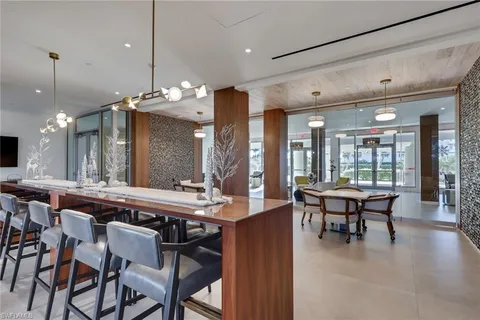 $750,000 | 260 Seaview Court, Unit 1108, Marco Island, FL 34145